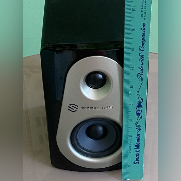 Sterling Audio MX3 3" Powered Studio Monitor/Speaker for guitar input - Picture 8 of 12